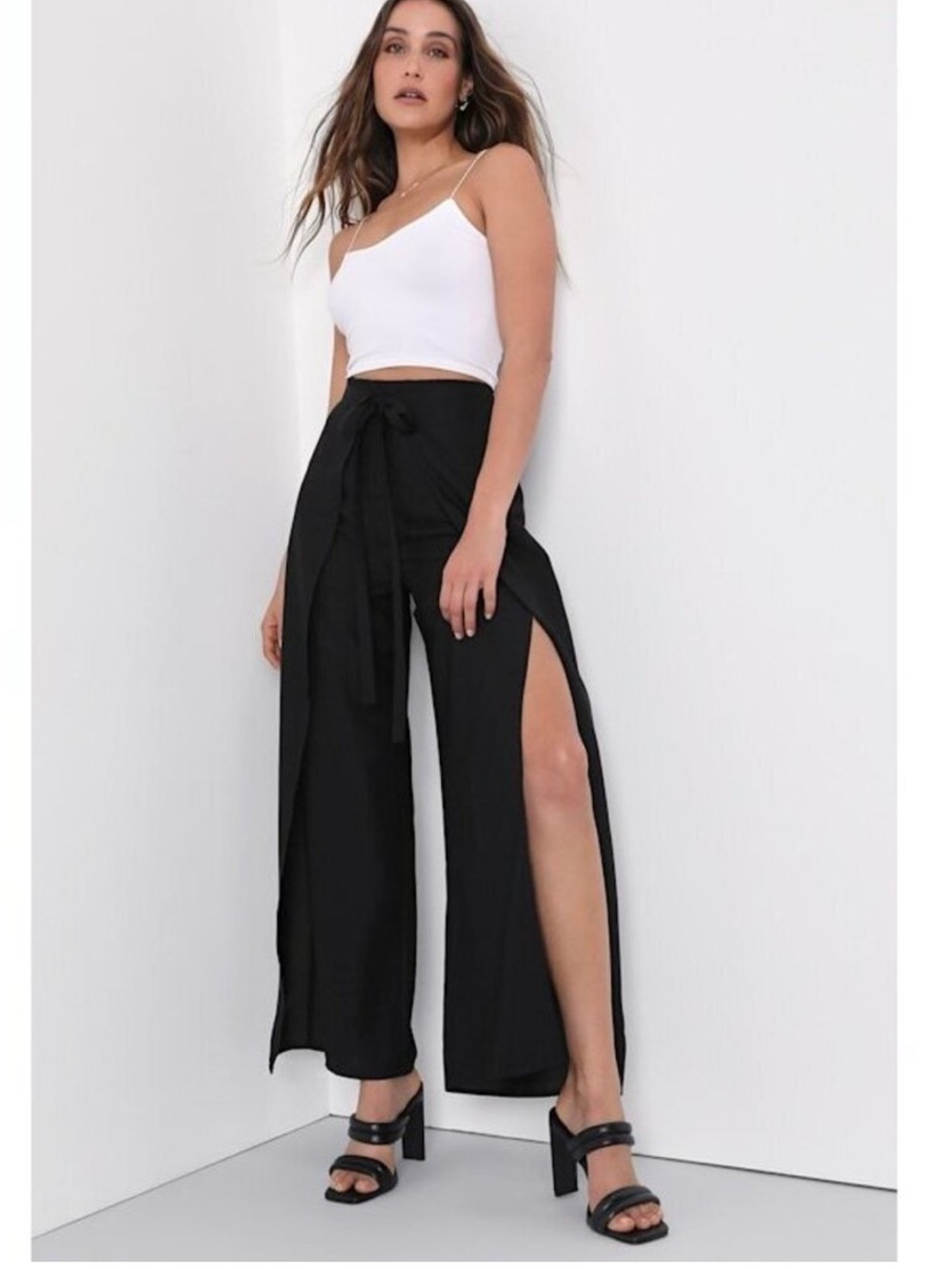 Lulus Black Wide Leg Slit Pants — Size Medium 🖤